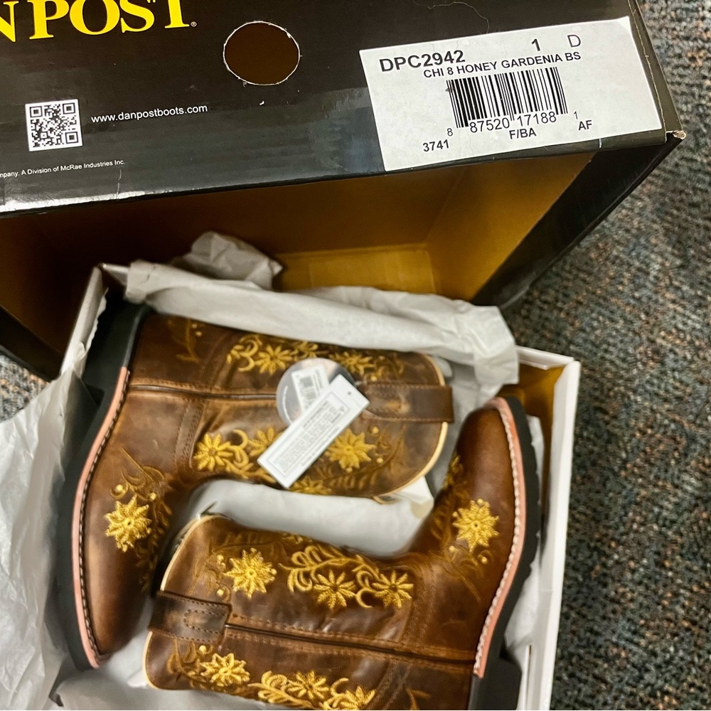 Dan Post Girls Western Boots – Size 1D - Picture 3 of 3